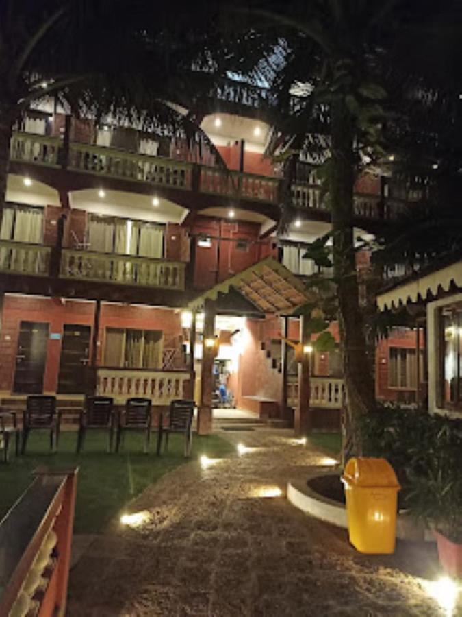 Blue Sea Beach Resort Mālvan Exteriör bild